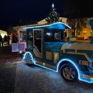 Szekszárd kisvonat 2021. Adventi városnéző kisvonat Szekszárd kisvonat 2021. Adventi városnéző kisvonat
