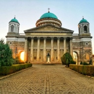 Március 15 program Esztergomban, látogatás az Esztergomi Bazilikában Március 15 program Esztergomban, látogatás az Esztergomi Bazilikában