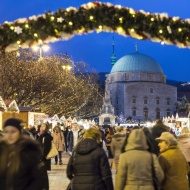 Pécsi Adventi Vásár 2024. Kézműves- és Mesevásár a Széchenyi téren