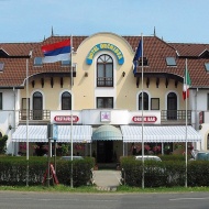 Hotel Orchidea Balástya