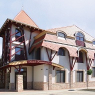 Hotel Kumánia*** superior Hotel Kumánia*** superior