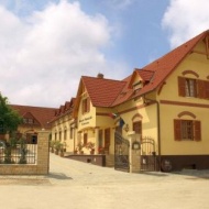 Bock Pince & Hotel Ermitage & Óbor Étterem Bock Pince & Hotel Ermitage & Óbor Étterem