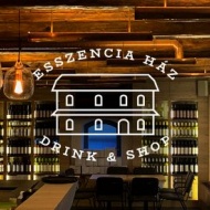 Esszencia ház- Drink & Shop Balatonszárszó