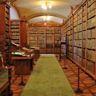 Kalocsai Főszékesegyházi Könyvtár Kalocsa