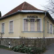 Hamza Gyűjtemény és Jász Galéria Hamza Gyűjtemény és Jász Galéria