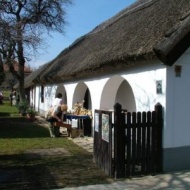 Balatonkenese Faluház Balatonkenese Faluház