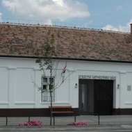 Kossuth Művelődési Központ - Kossuth Ház Galéria Dabas Kossuth Művelődési Központ - Kossuth Ház Galéria Dabas