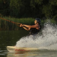 Vízisí és wakeboard pálya Vonyarcvashegy