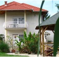 Szilvia Apartmanház