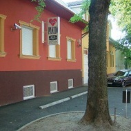 Cívis House Szállás