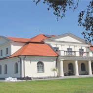 Tarnóca Kúria Tarnóca Kúria