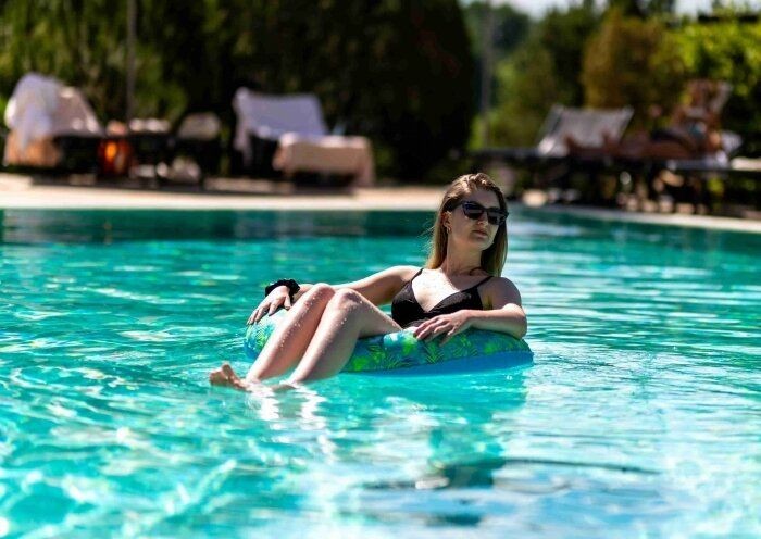 Tisza-tavi nyaralás, rengeteg programlehetőséggel és korlátlan wellnessel a Tisza Balneum Hotelben