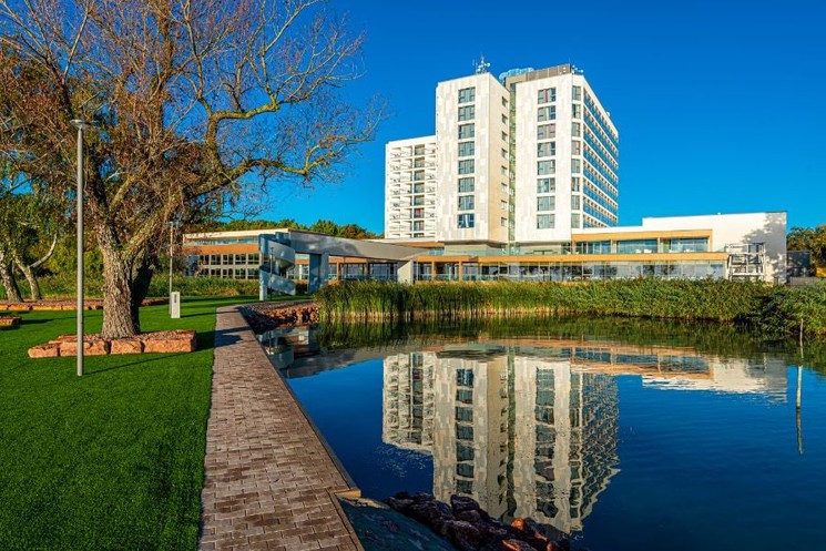 Pünkösdi wellness hétvége Keszthely 2026 - Hotel Helikon wellness és családi programok