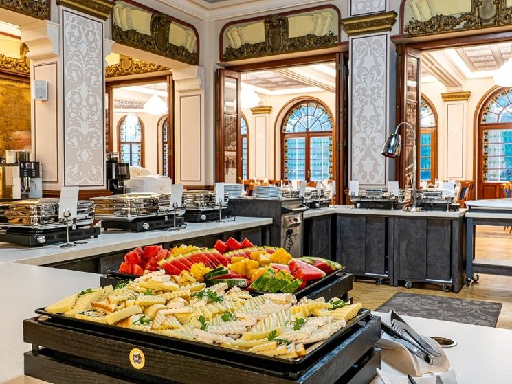 Vasárnapi ebéd Miskolc 2025. Lillafüredi Sunday Brunch minden vasárnap Palotaszállónk Hunyadi Éttermében