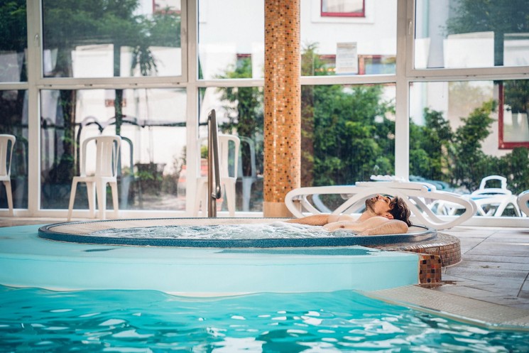 1 éjszakás wellness Harkányban, wellness romantika édes kettesben