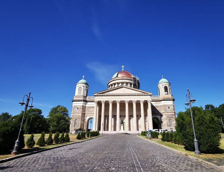 Kupolakilátó látogatás Esztergom 2026