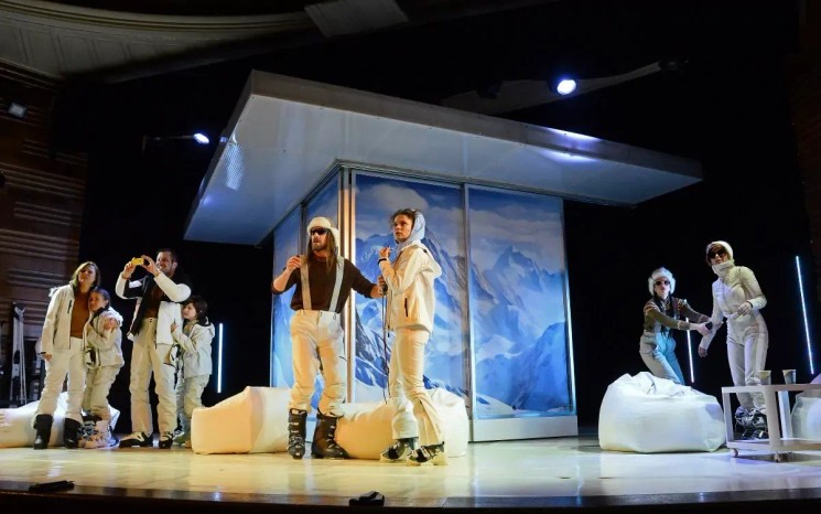 Ruben Östlund–Tim Price: Lavina komédia előadás 2026. Veresegyház, Veres 1 Színház