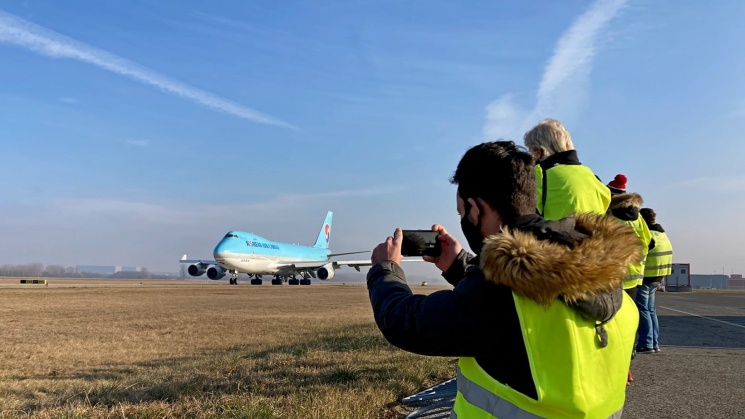 Valentin-napi romantikázás - Élmény páros program a repülés szerelmeseinek az Aeroparkban