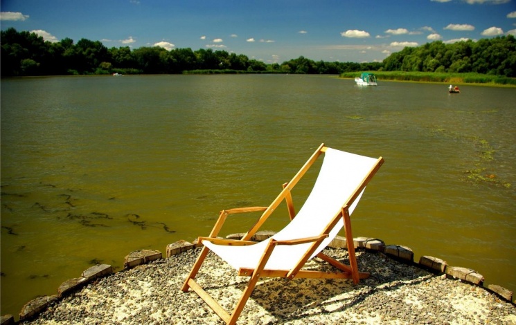 Tisza-tó programajánló, szállással a Tisza Balneum Hotelben