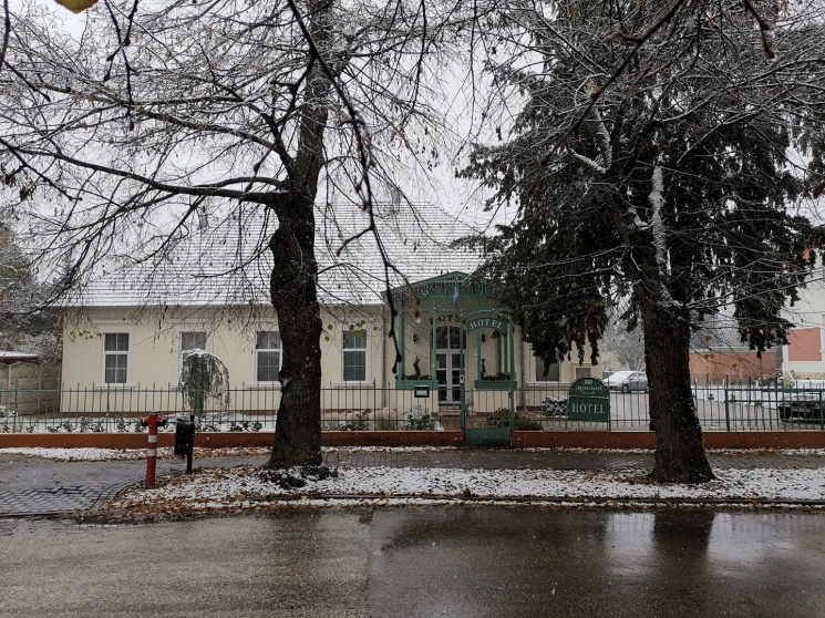 Wellness karácsony Mosonmagyaróváron, meghitt pillanatok a Hotel Aquasol Resort **** szállodában