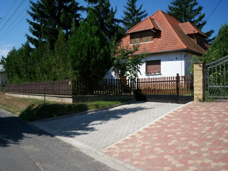 Gál-ház Látrány