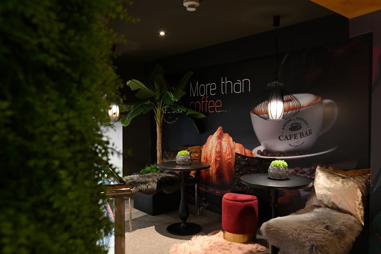 Atryum Fashion Cafe Bar Budapest