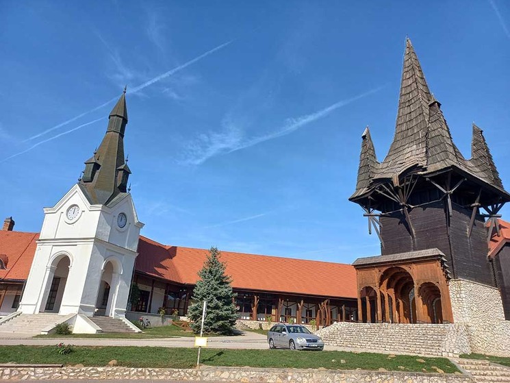 Kakasdi Faluház és Tájház