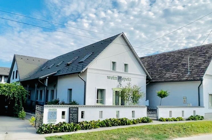 Braun-Bősz Pincészet Wein&Speiz Panzió Györköny