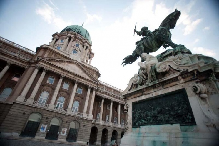 Magyar Nemzeti Galéria Könyvtára