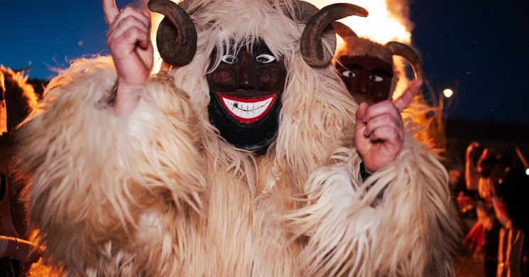 Élményvonat a Mohácsi Busójárásra 2026