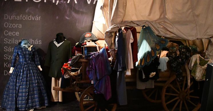 Bajor Gizi Színészmúzeum Budapest időszaki kiállítás 2025. Magyar nyelvű színjátszás Petőfi korában 1823–1849