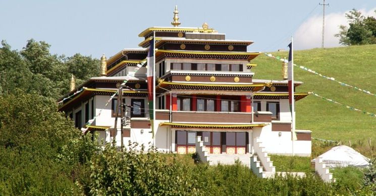 Szabadító Buddha Anya Templom programok 2025
