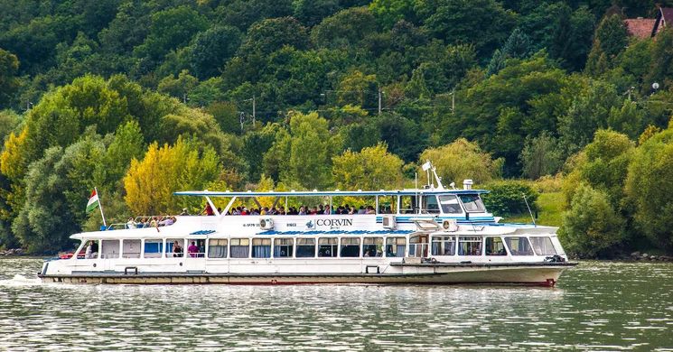 Hajóbérlés Visegrád 2026 - Kirándulóhajók és rendezvényhajók bérlése