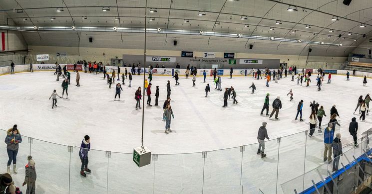 Korcsolyapálya Győr 2025 / 2026