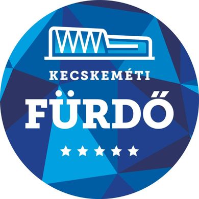 Éjszakai fürdőzés Kecskemét 2025