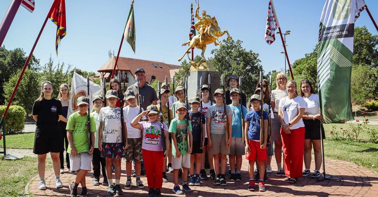 Katonai tábor gyerekeknek Pákozd 2025. Terepszínű hadtörténelmi napközi tábor a Katonai Emlékparkban