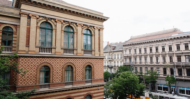 Krasznahorkai-év 2025 / 2026. A friss Nobel-díjas írót köszöntő programsorozat