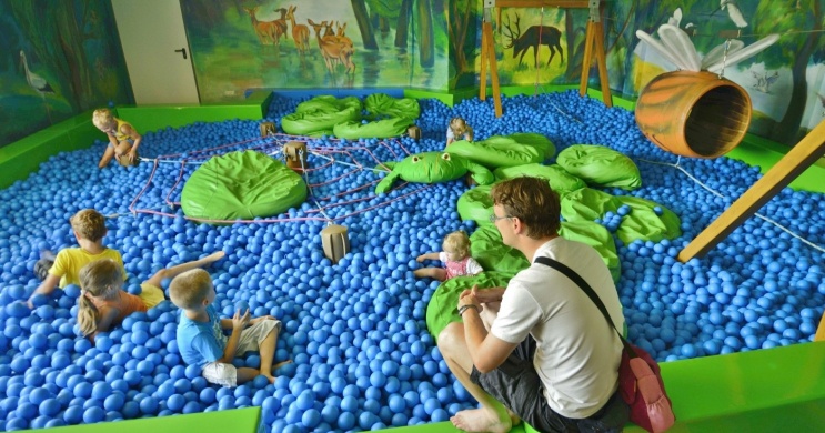 Elvarázsolt vízi világ, játszószoba kicsiknek a Tisza tavi Ökocentrumban