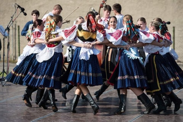 Kárpátaljai Magyar Folklórfesztivál