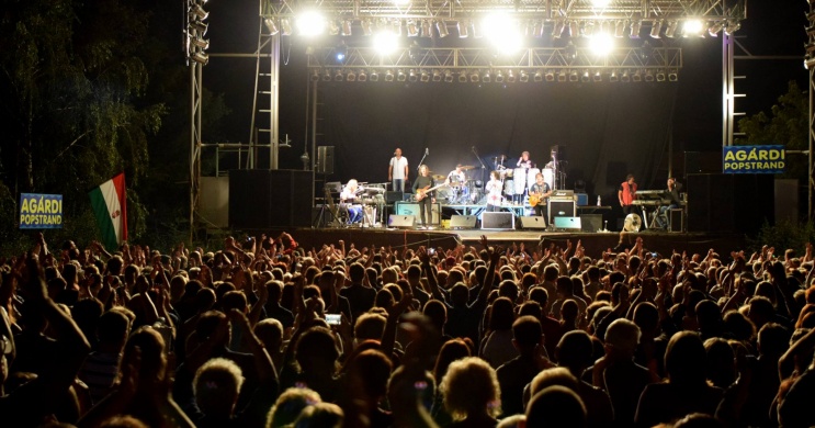 Agárdi Popstrand program