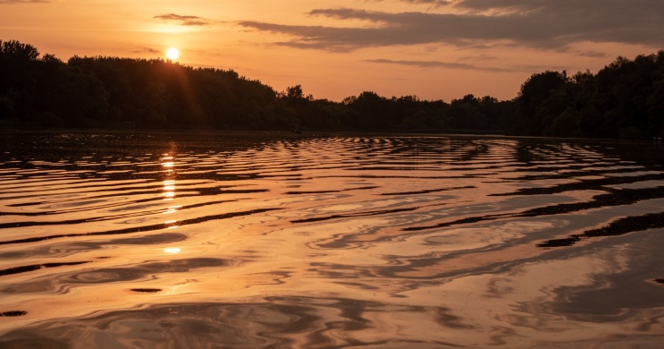 Őszi csukázás, őszi csuka horgászat a Tisza-tónál, szállással a Balneum Hotelben