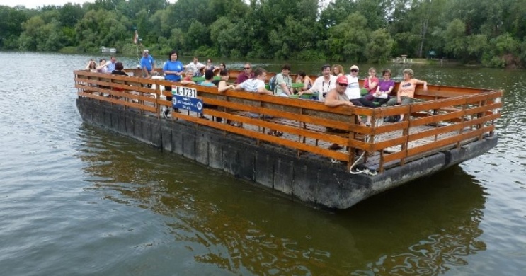 Hajóbérlés rendezvényre a Tisza-tónál, a tiszafüredi Szabics Kikötőben