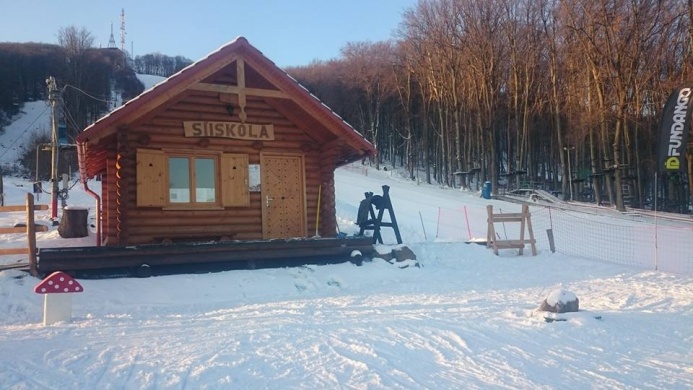 Újhelyi Síiskola programok