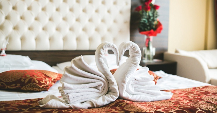 Valentin-napi romantikus wellness szállás Debrecen mellett az Erdőspuszta Club Hotelben