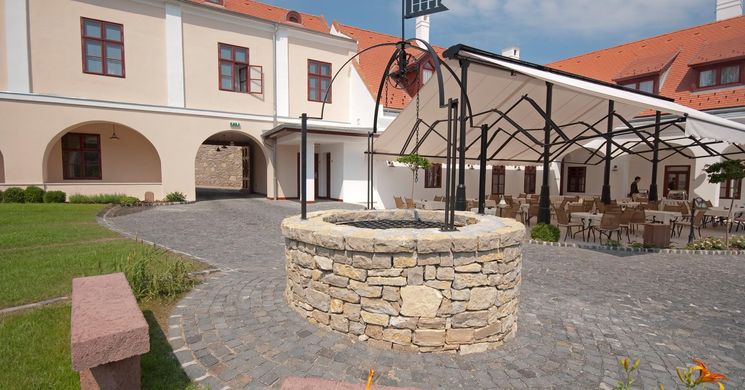 Hotel Historia & Historante ****