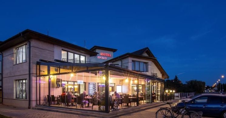 Simbad Hotel Restaurant Bar Mosonmagyaróvár