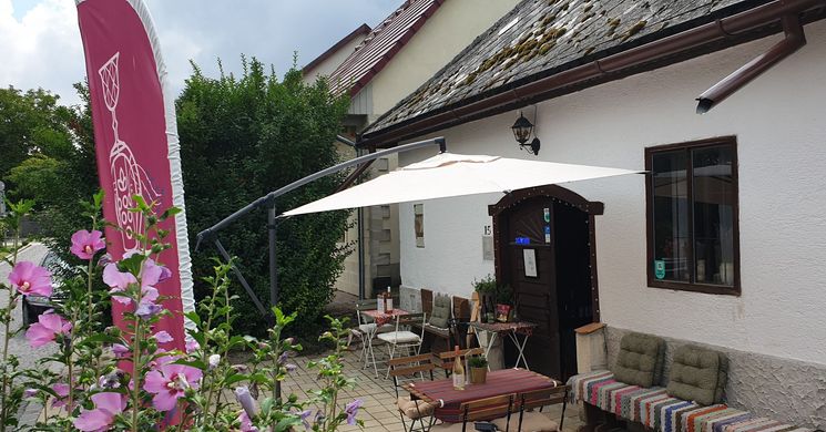 Zafír Borház Etyek