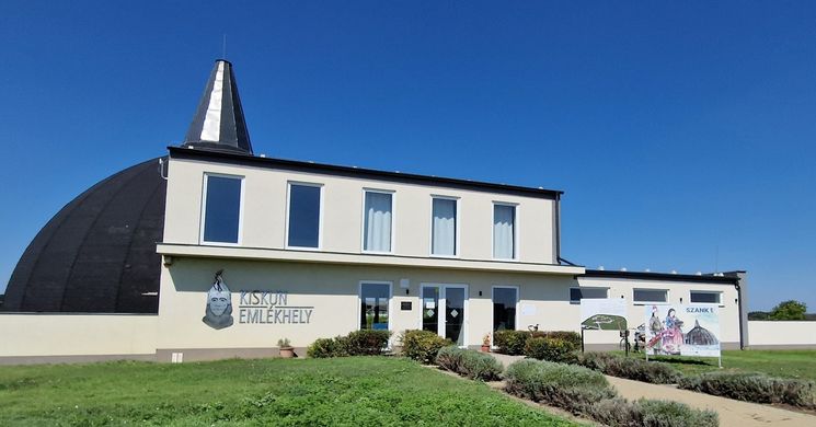  Kiskun Emlékhely Szank