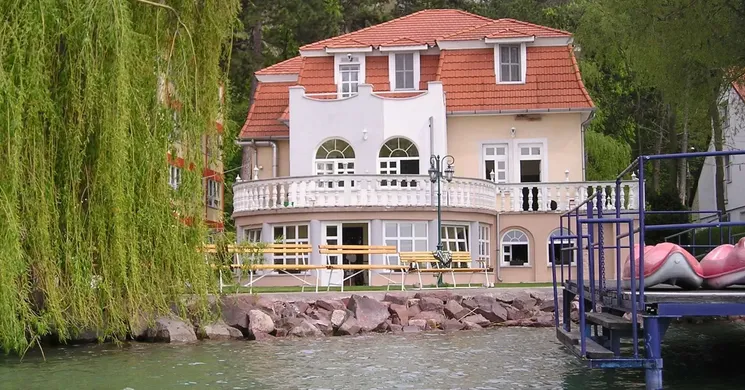 Napfény Hotel Balatonvilágos