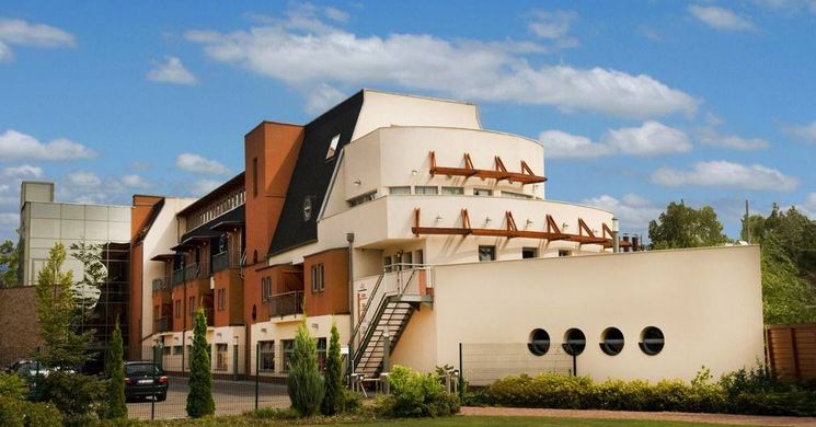 Holiday Beach Budapest Wellness & Conference Hotel****
